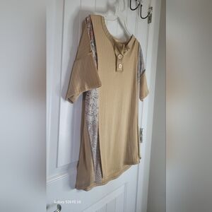 Tan and Blue Asymmetrical 3/4 Sleeve Tunic Top